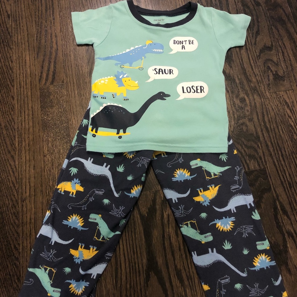 Boys 2 Piece Pajamas Size 5T